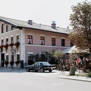 Und Hirzinger Hotel